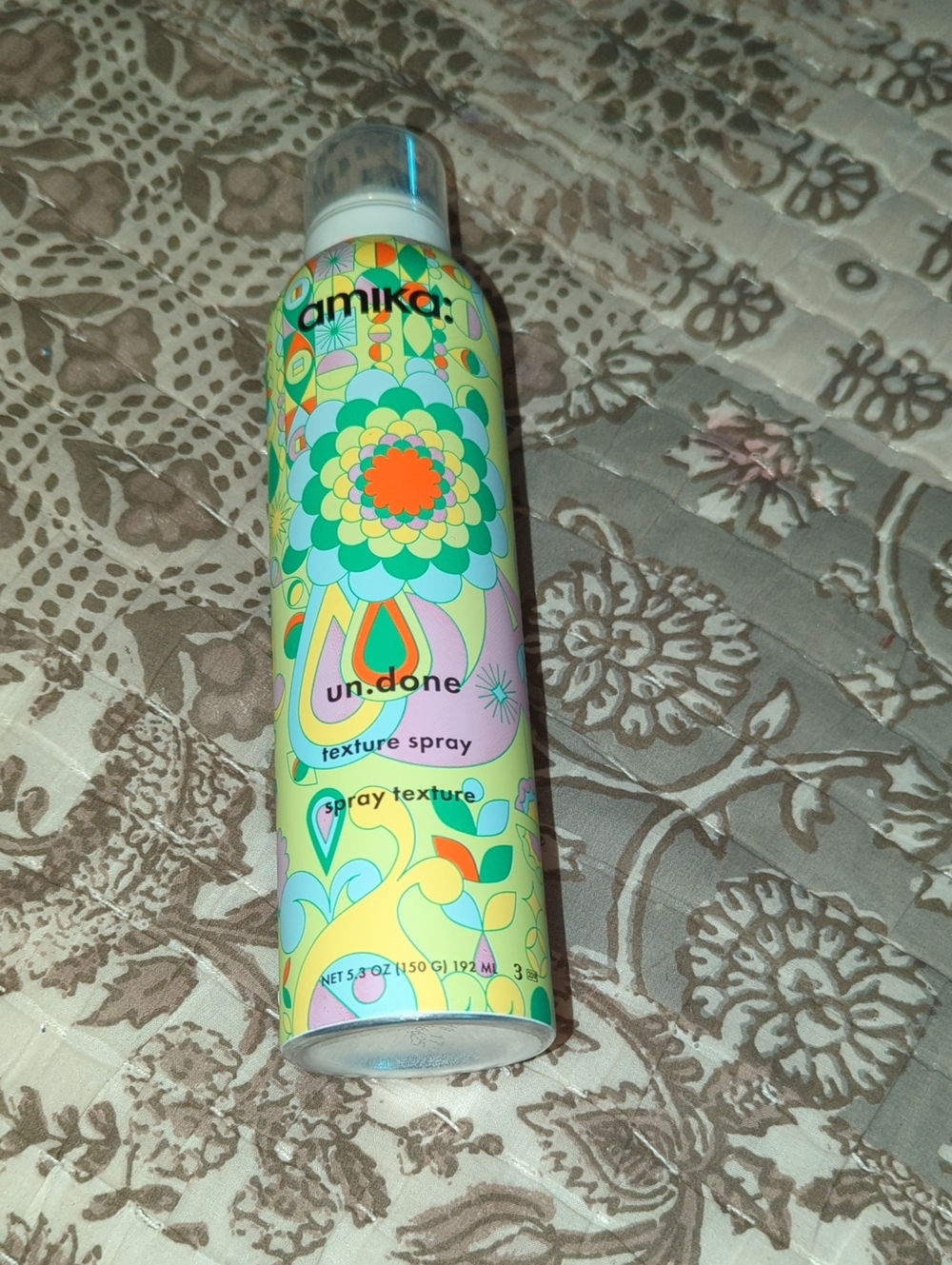 amika un.done Texture Spray - Multicolor Floral Design